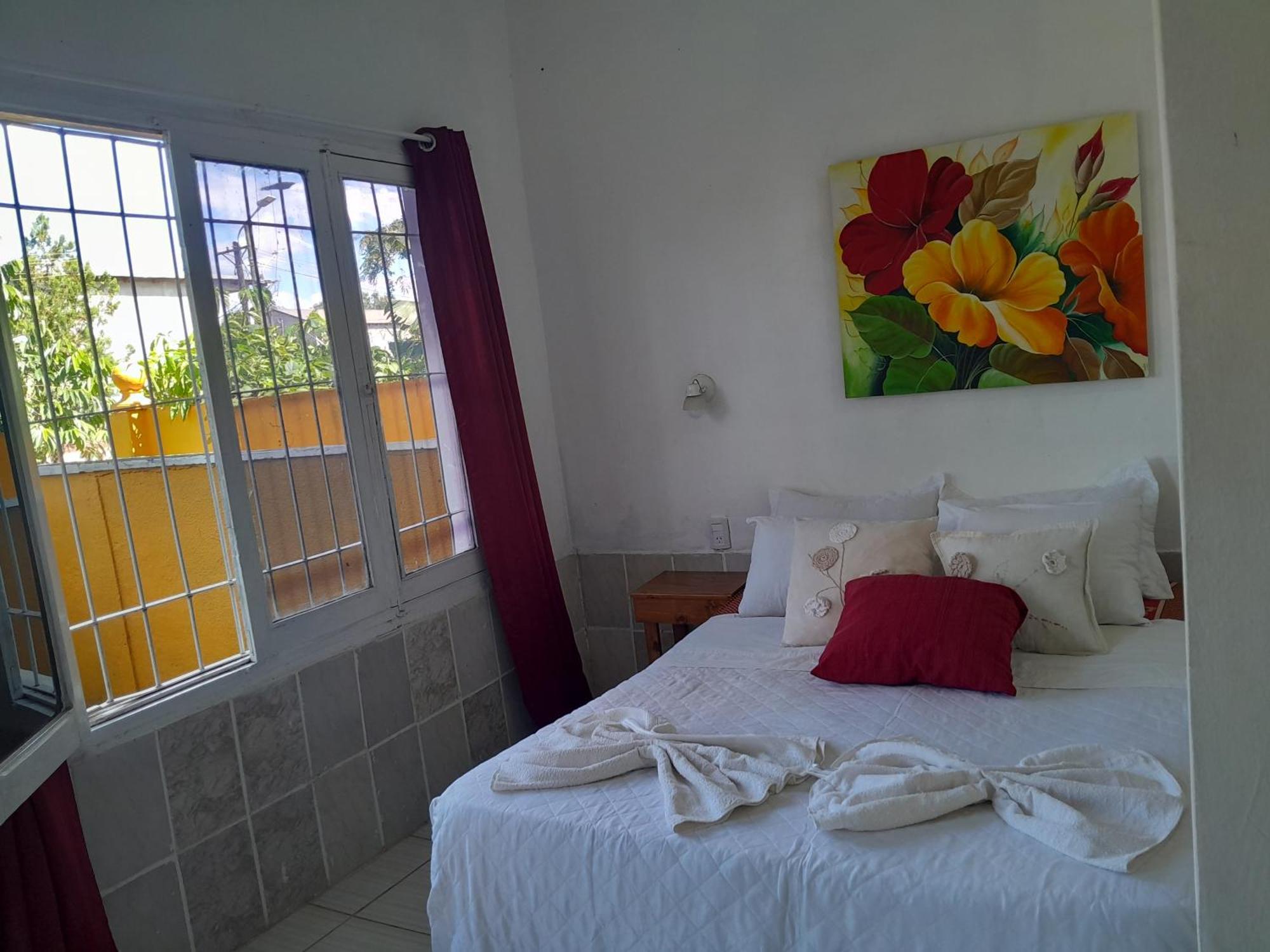 Hostel Damaris Пуерто-Іґуасу Екстер'єр фото